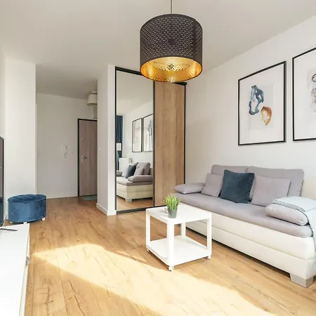 Margi Lotus Στσέτσιν